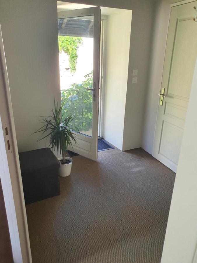 Hotel Chambre Avec Salle De Bain Donzy Exteriér fotografie